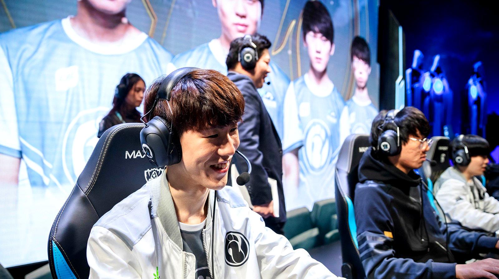 kaiyun官网中国-TheShy焦点对战，费德勒与80激战FPX分钟，最后时刻胜出胜负难料！-kaiyun官网中国